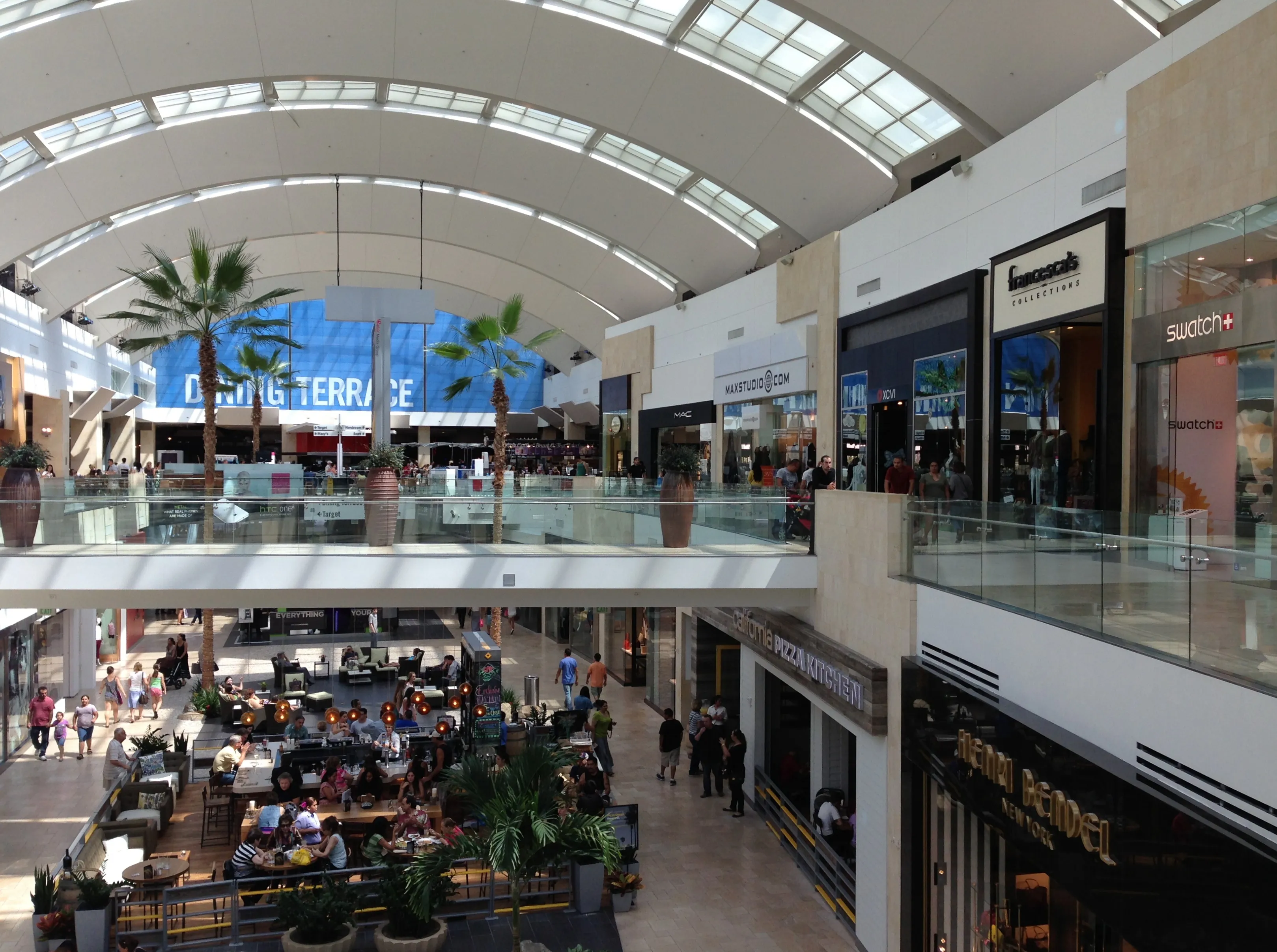 West Valley Firsts: Southern California's First Enclosed Mall Was Right Here